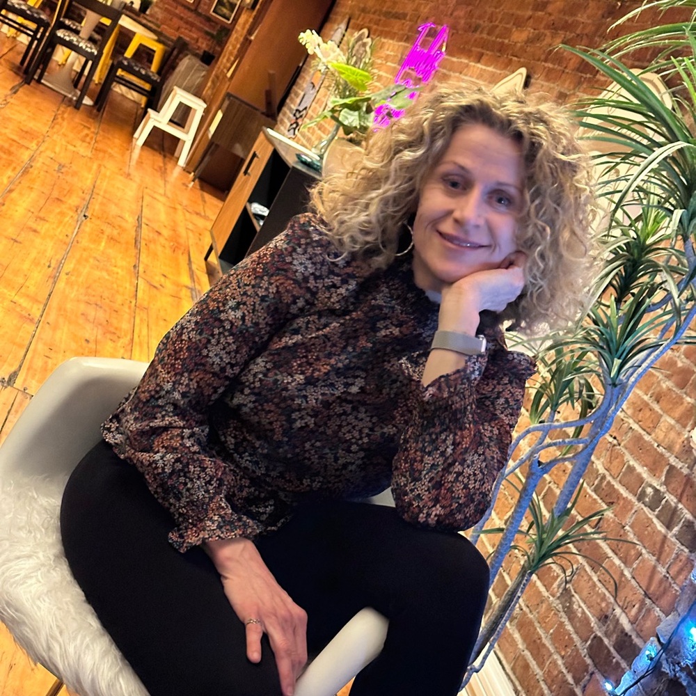 Meet your Posher, Lori